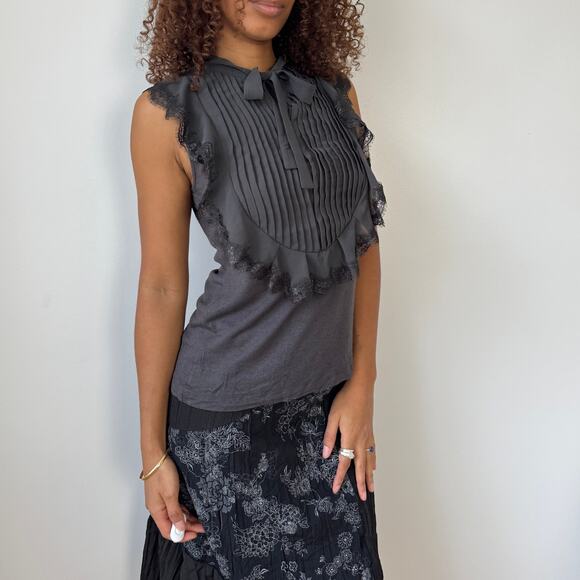 Vintage Kookai pleated silk-collar sleeveless top with lace trim (S/M) - Picture 3 of 9